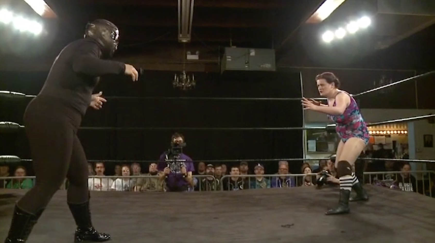 Thunderkitty vs. The Spider Lady | ClickWrestle