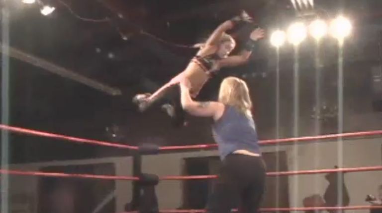 Taylor Wilde | ClickWrestle