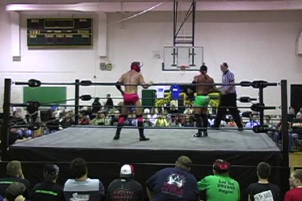 Frankie Kazarian vs. Egotistico Fantastico