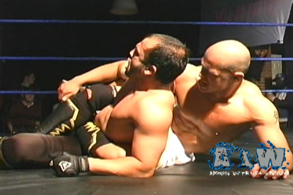 Low-Ki vs. Sonjay Dutt