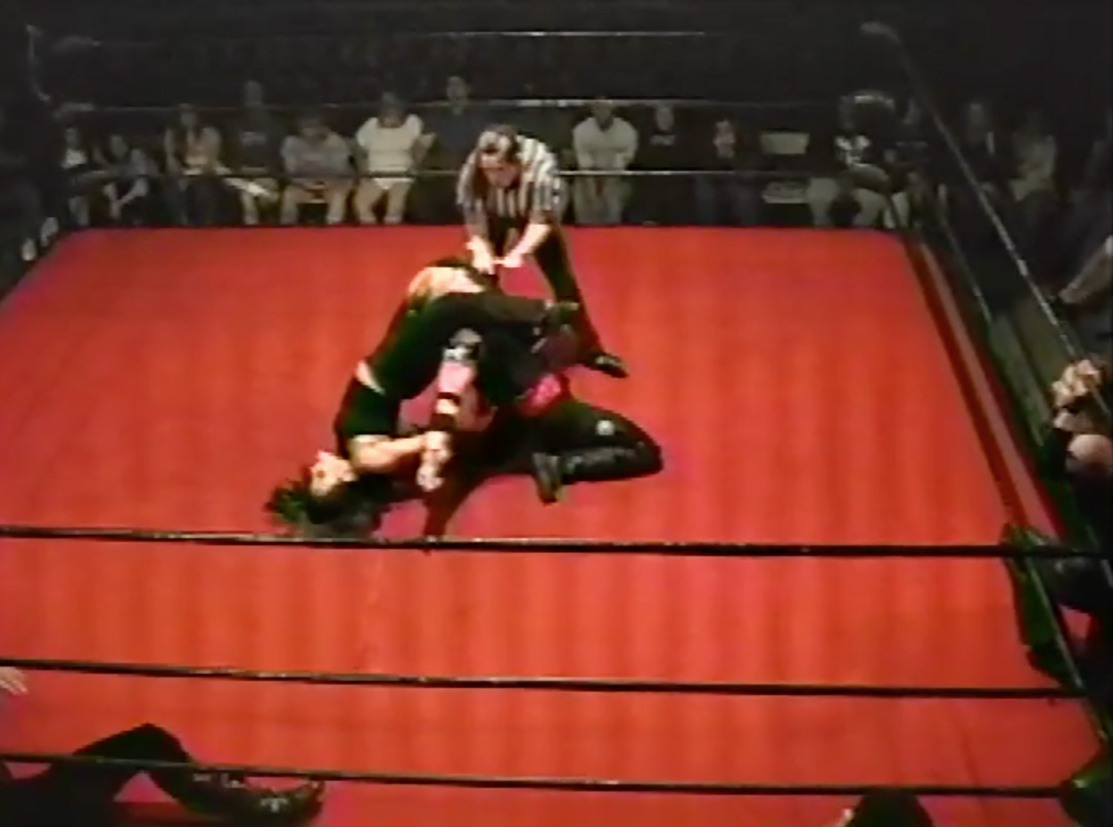 Cheerleader Melissa & Tiffany vs. Billy Blade & Kadin