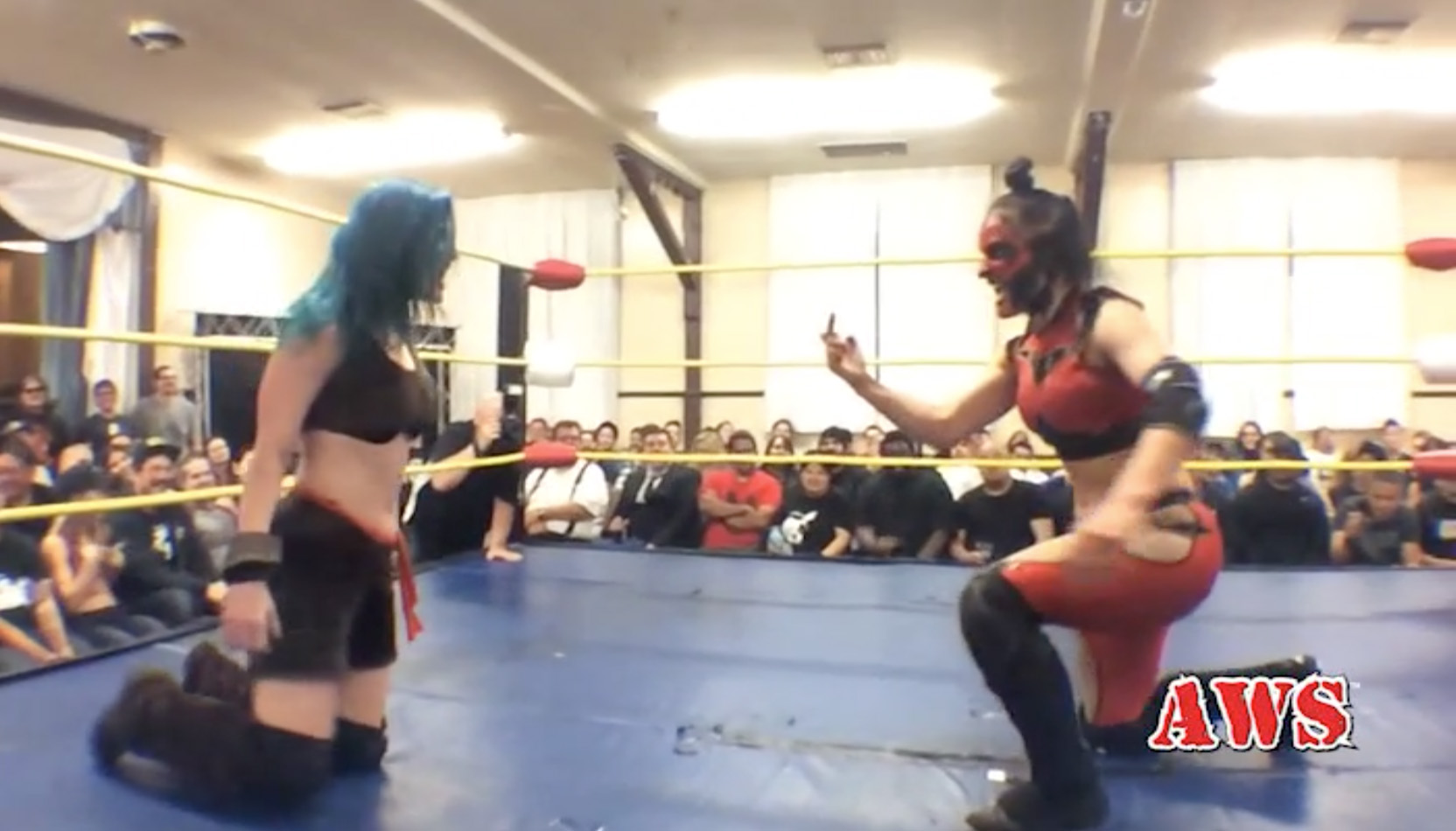 Leva Bates vs. Thunder Rosa