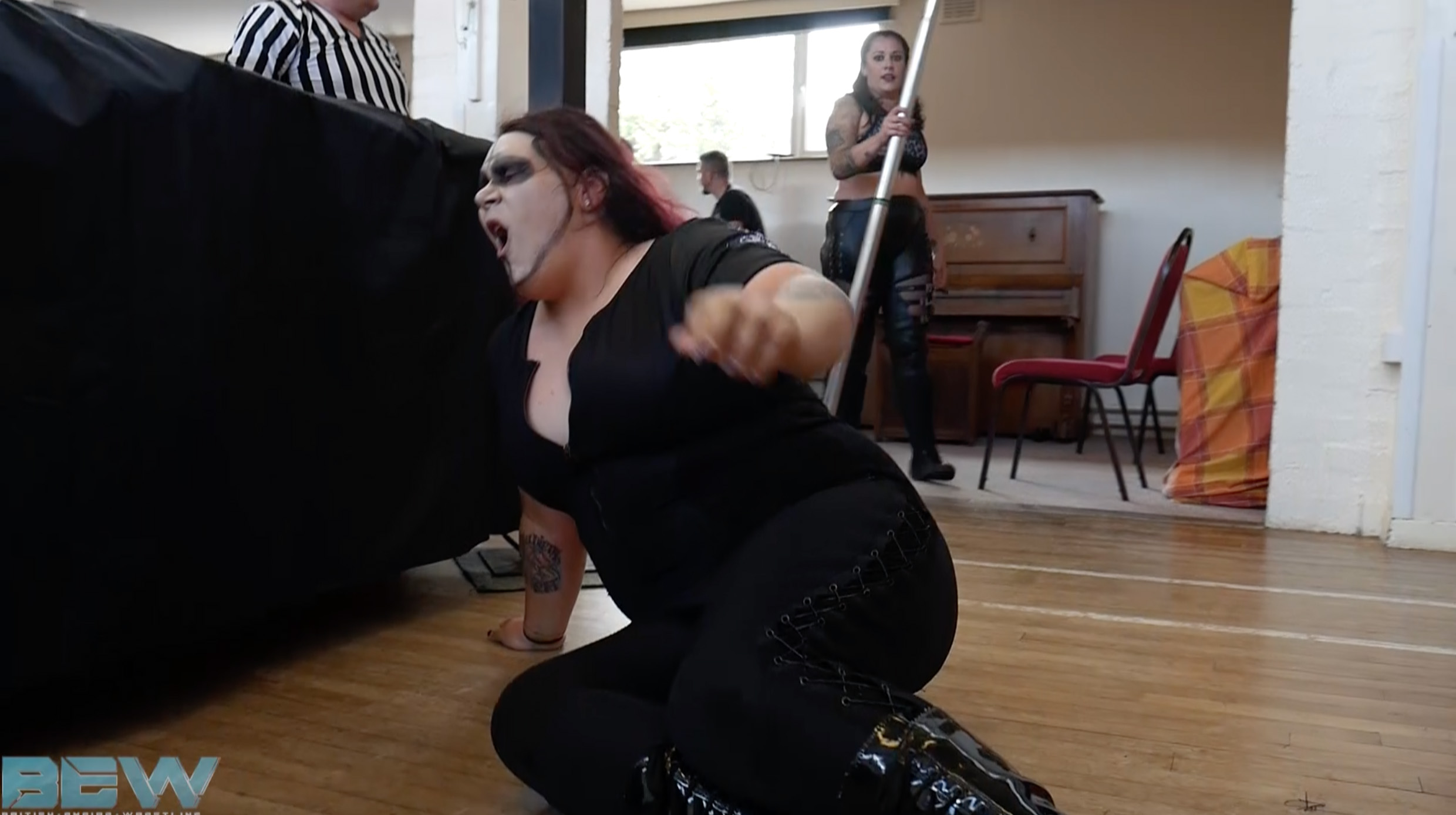 Kaci Dillon vs. Rose Wilde