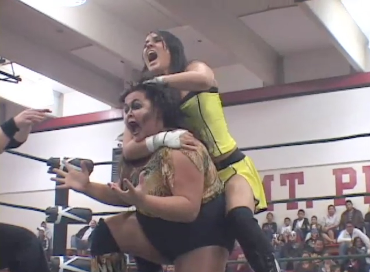 Cheerleader Melissa vs. Yyan Nakano