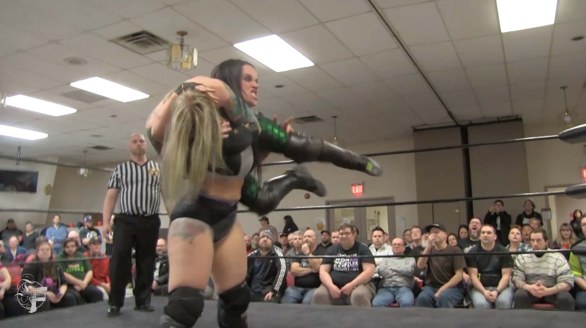 Xandra Bale vs. Stefany Sinclair