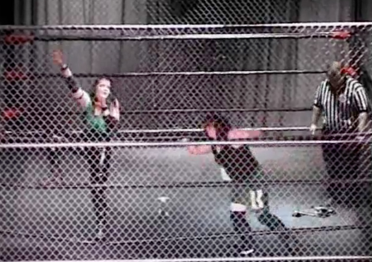 Mickie Knuckles vs. MsChif