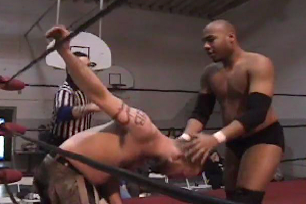 Matt Cage vs. Neil Diamond Cutter
