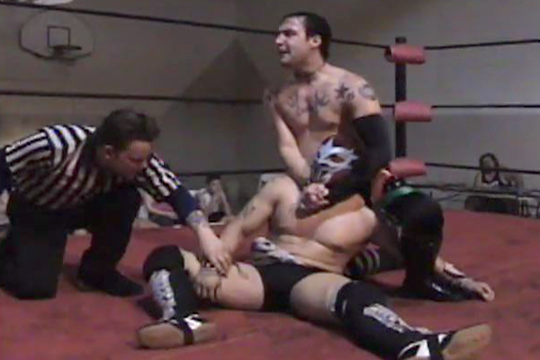 Josh Raymond vs. Samurai Del Sol