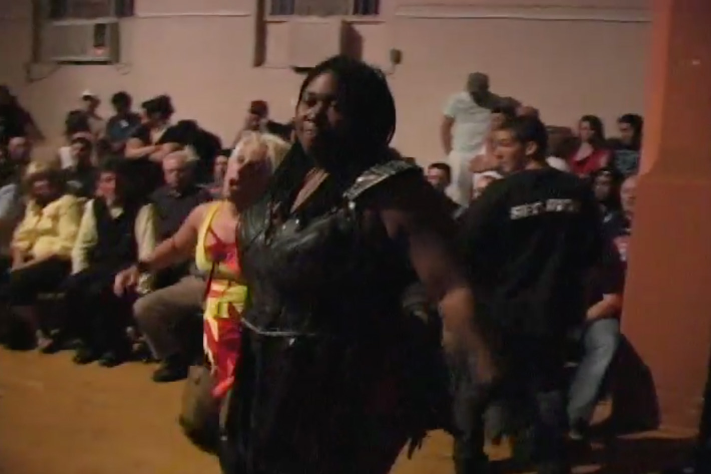 Awesome Kong vs. LuFisto
