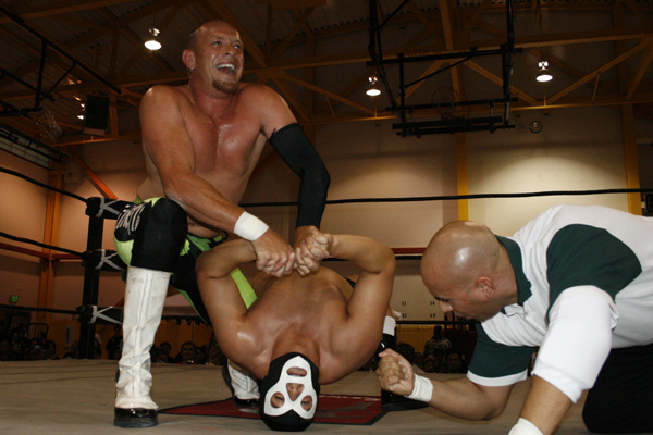 Mr. Wrestling IV vs. MPT