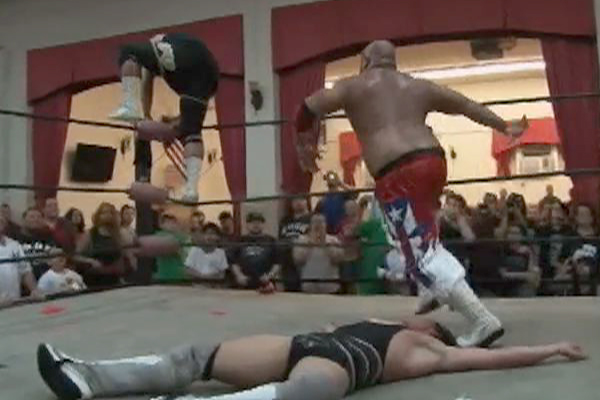 Devon Moore vs. Sami Callihan