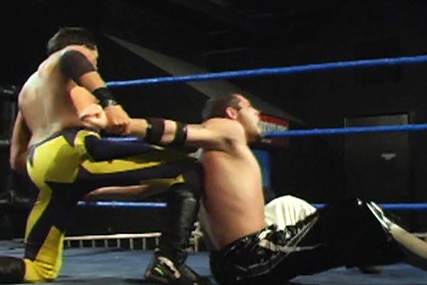 Devon Moore vs. Azrieal