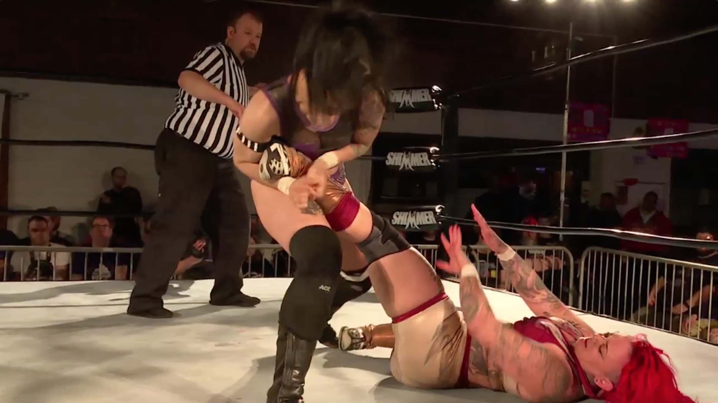 Hudson Envy vs. Nicole Savoy