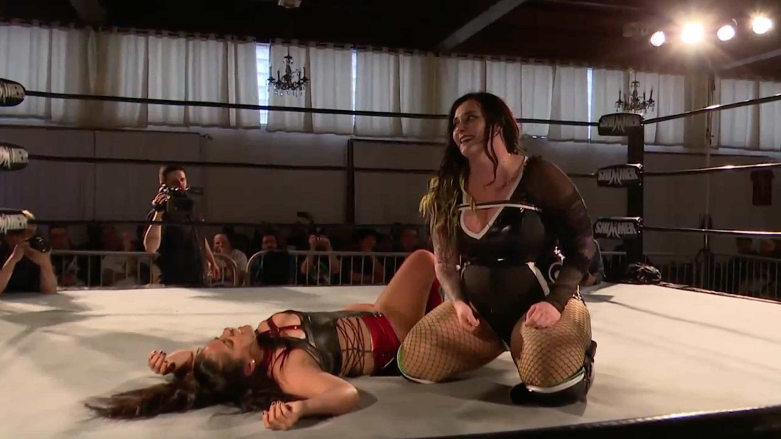Jessicka Havok vs. Sonya Strong