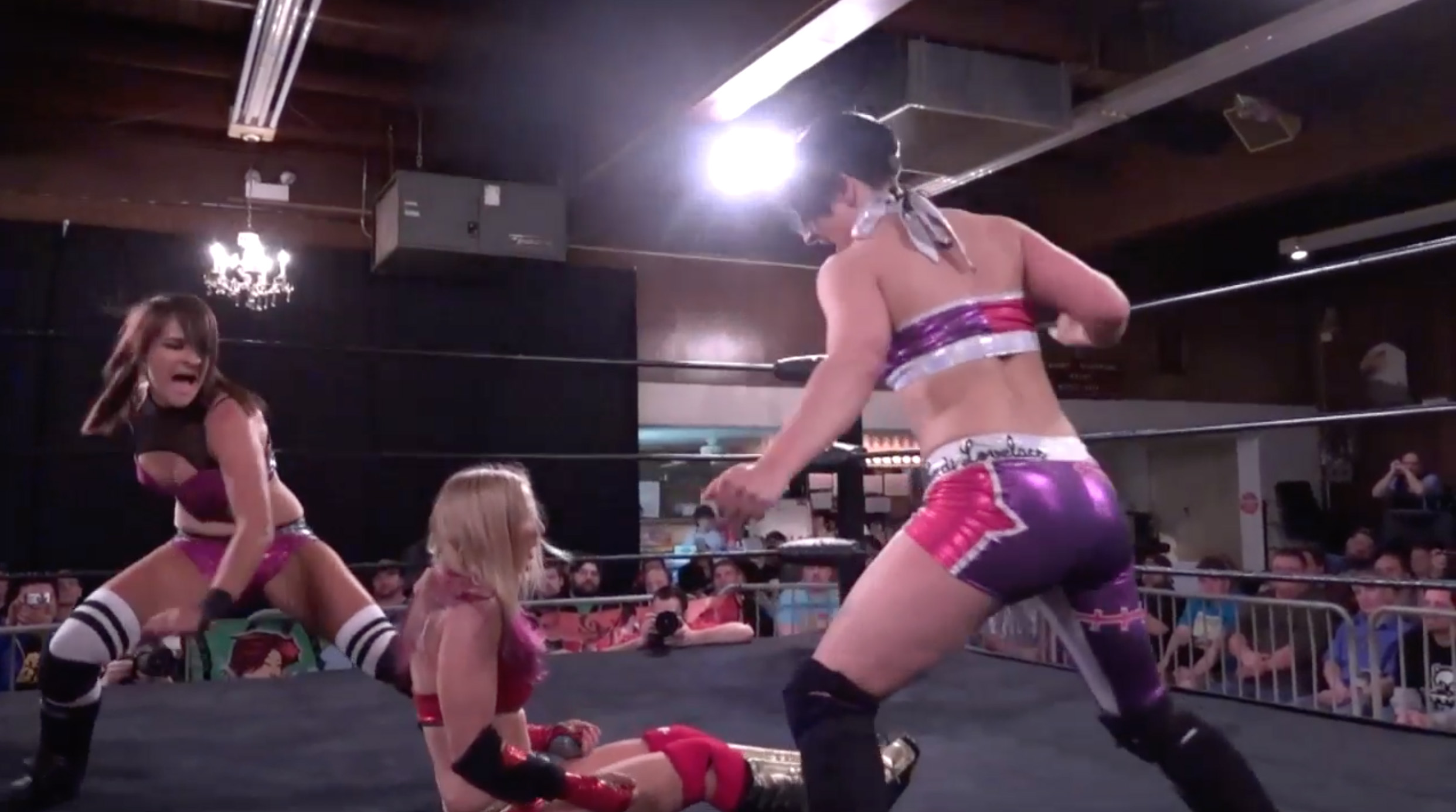 Evie & Heidi Lovelace vs. Courtney Rush & Xandra Bale