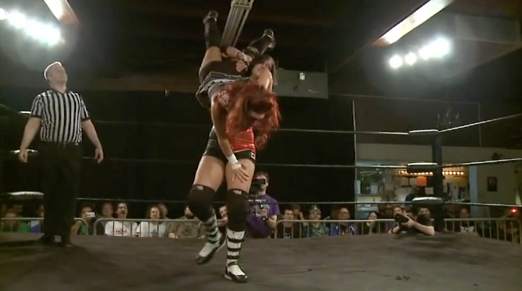 Veda Scott vs. Courtney Rush