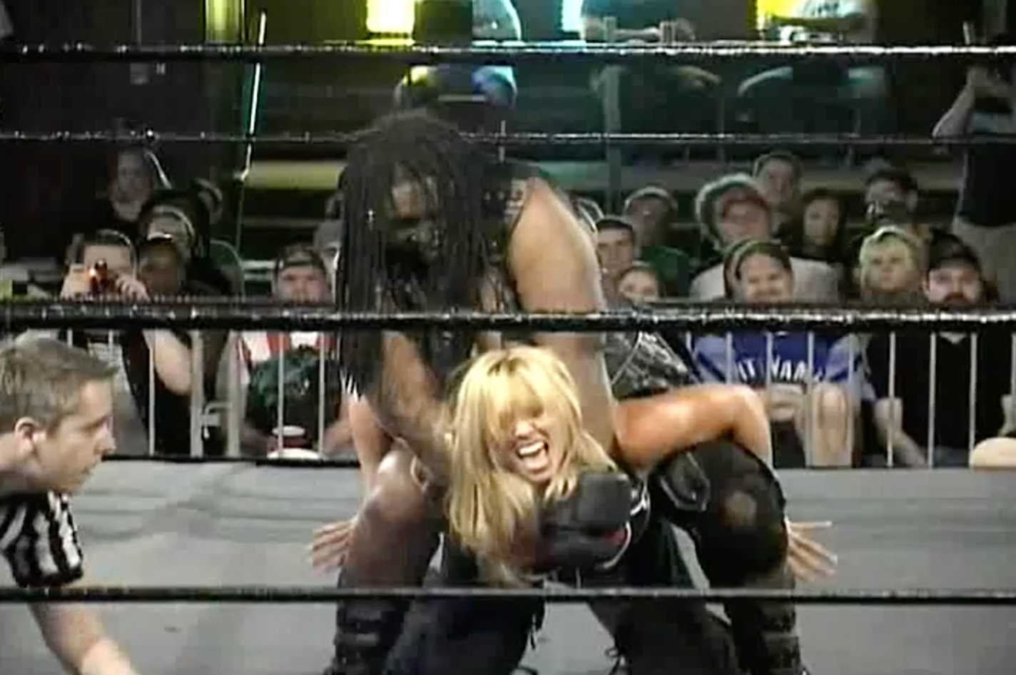 Amazing Kong vs. Lorelei Lee