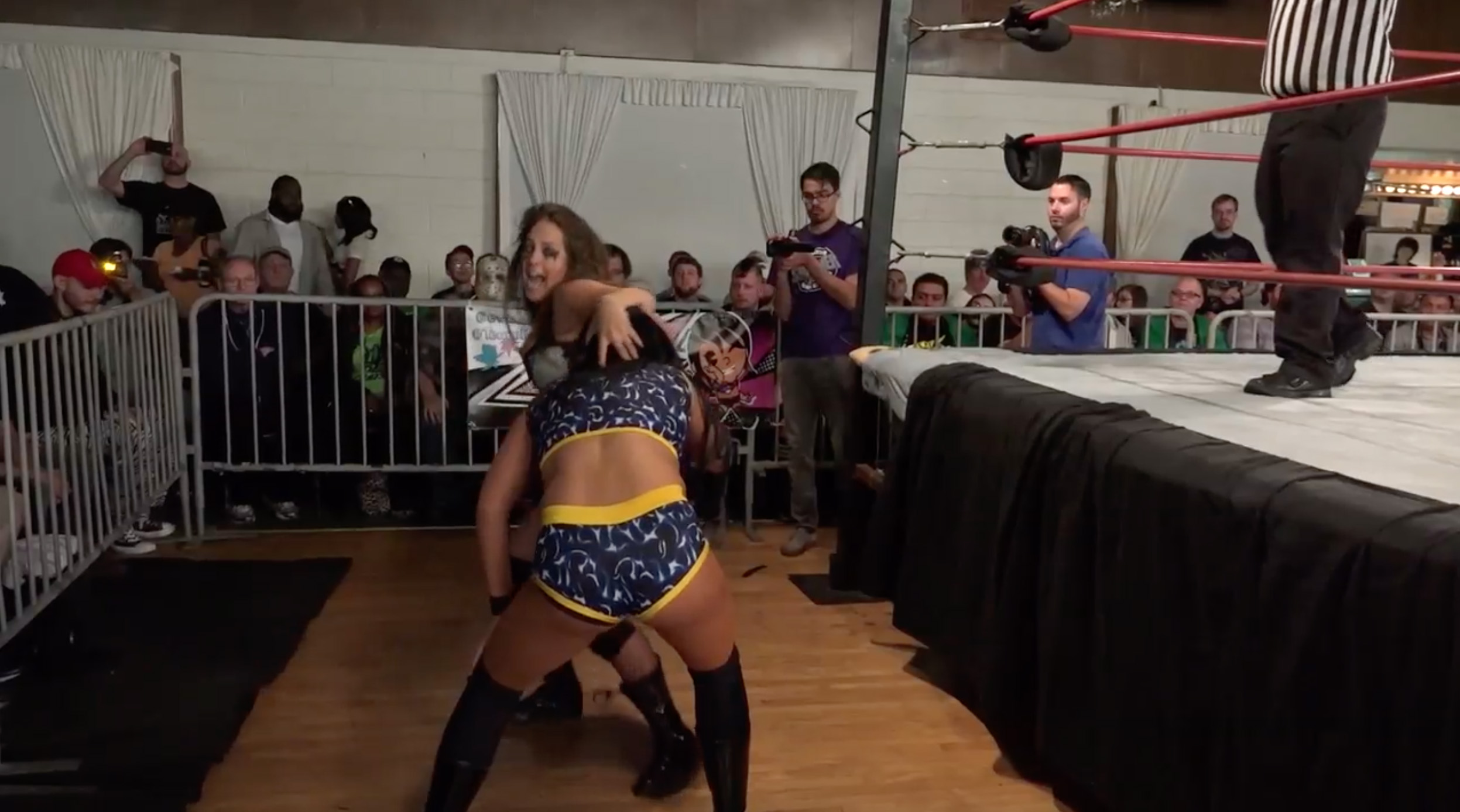 Crazy Mary Dobson vs. Cheerleader Melissa