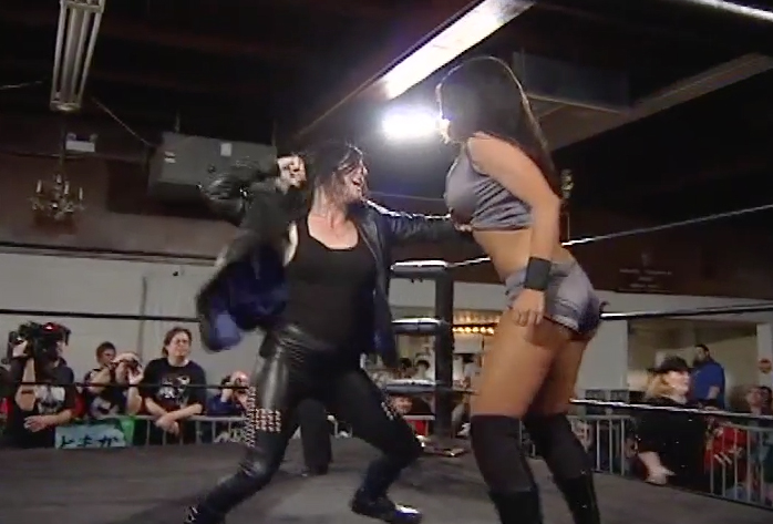 Cheerleader Melissa vs. Leva Bates