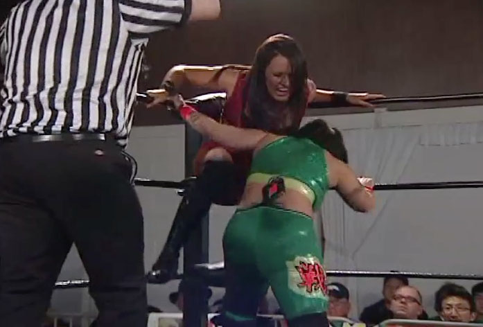Cheerleader Melissa vs. LuFisto