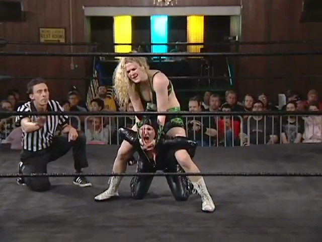 Leva Bates vs. Kellie Skater