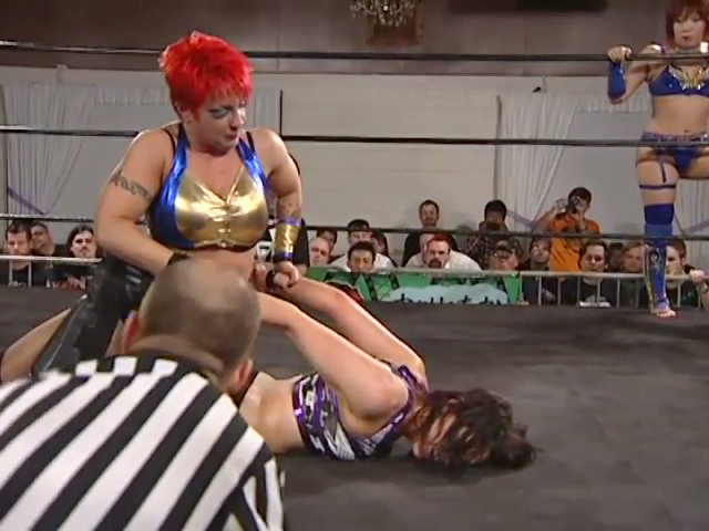 Portia Perez & Nicole Matthews vs. Kana & LuFisto