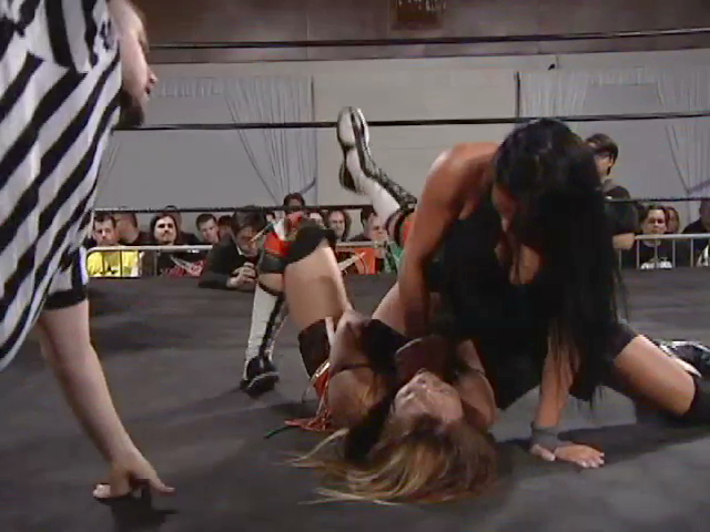 Hiroyo Matsumoto vs. Melanie Cruise 