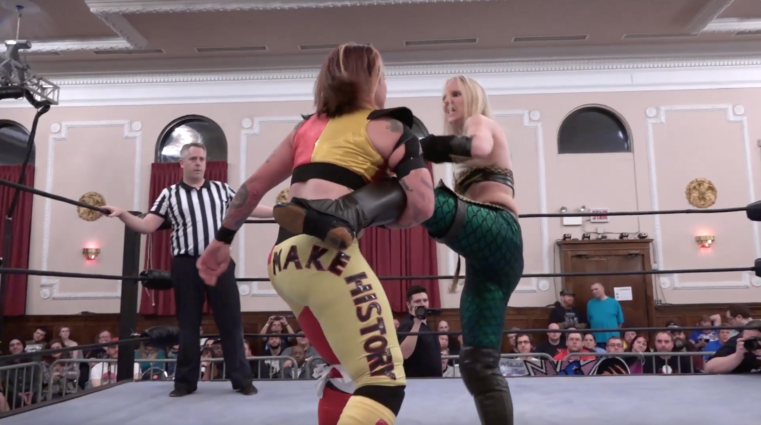 Xandra Bale vs. Hudson Envy