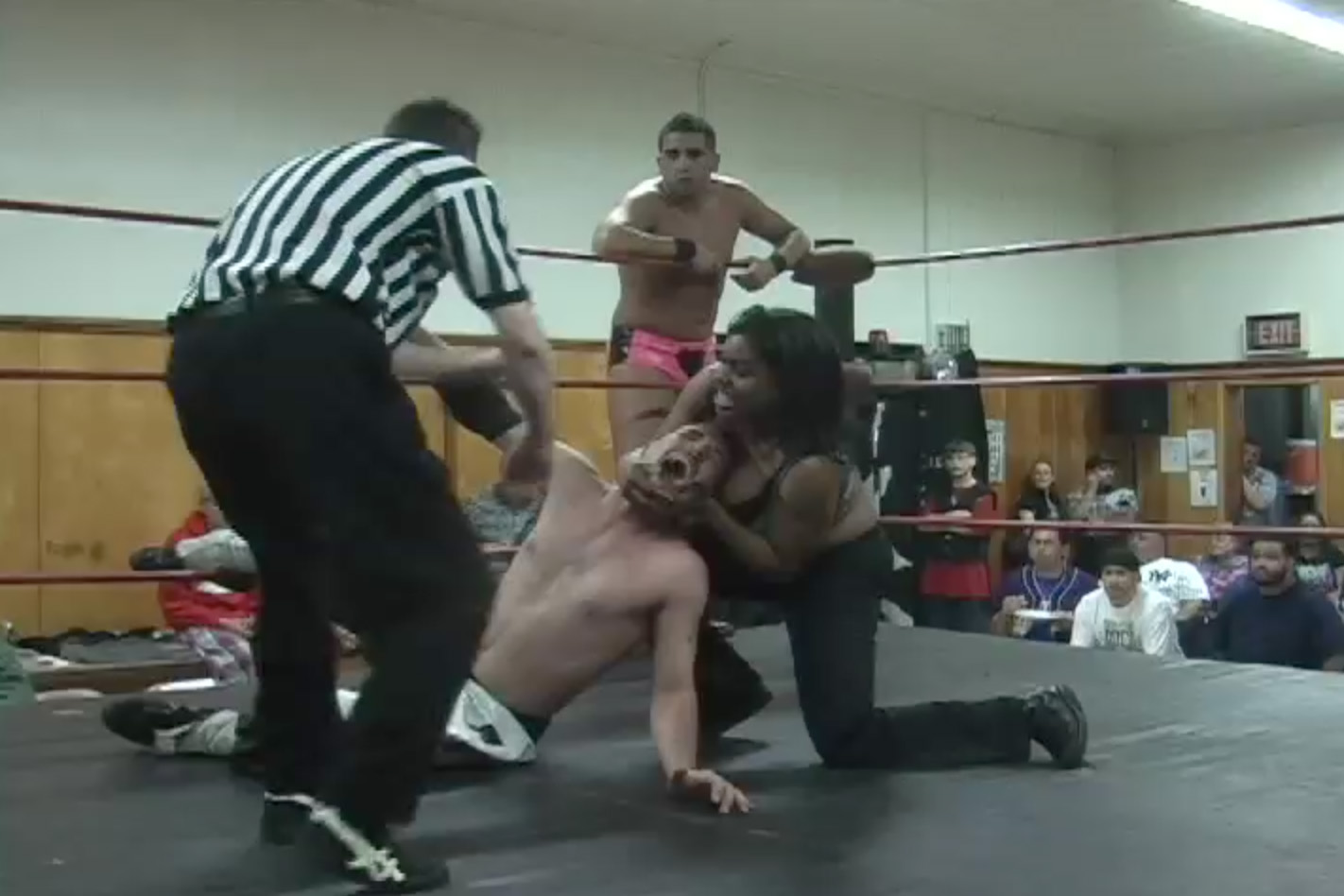 Nicky Oceans & Jana vs. Devon Moore & Alicia