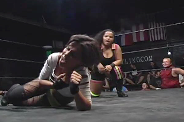 Brittney Savage vs. Jennifer Cruz 