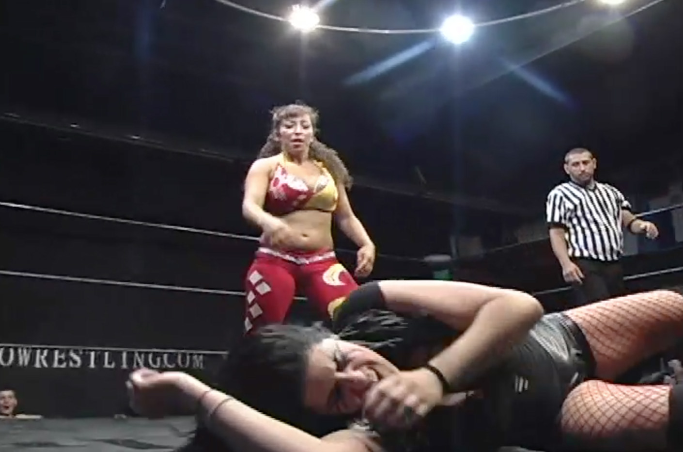 Nikki Addams vs. Niya