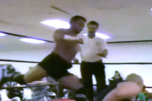 Davie Andrews vs. Y-Kushi