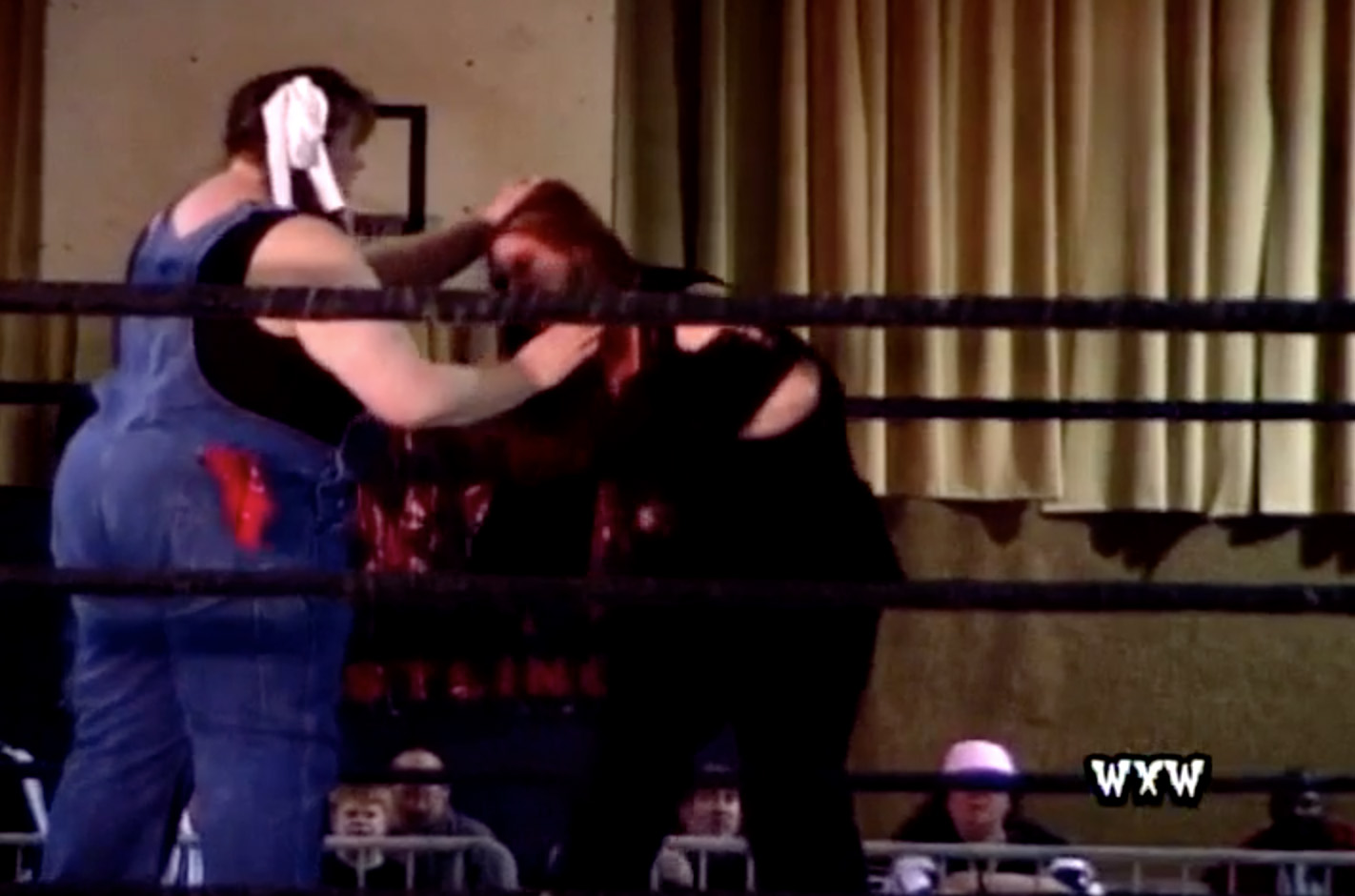 Debbie Sue vs. Della Morte