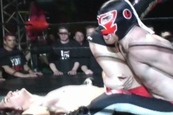 El Generico vs Emil Sitoci